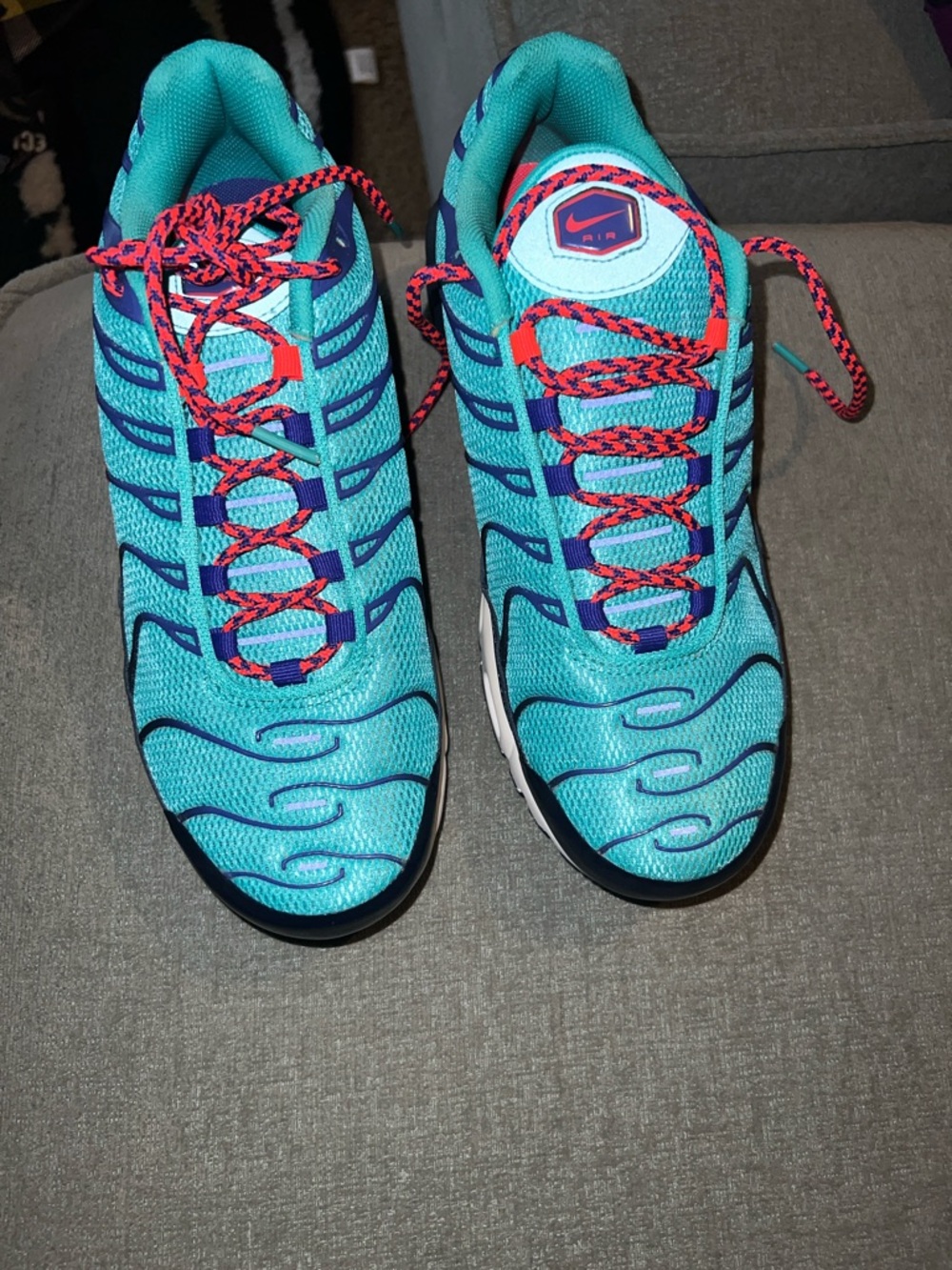 Brand New Just No Box Nike Air Max Plus TN-Discover your Air Edition - Picture 2 of 5